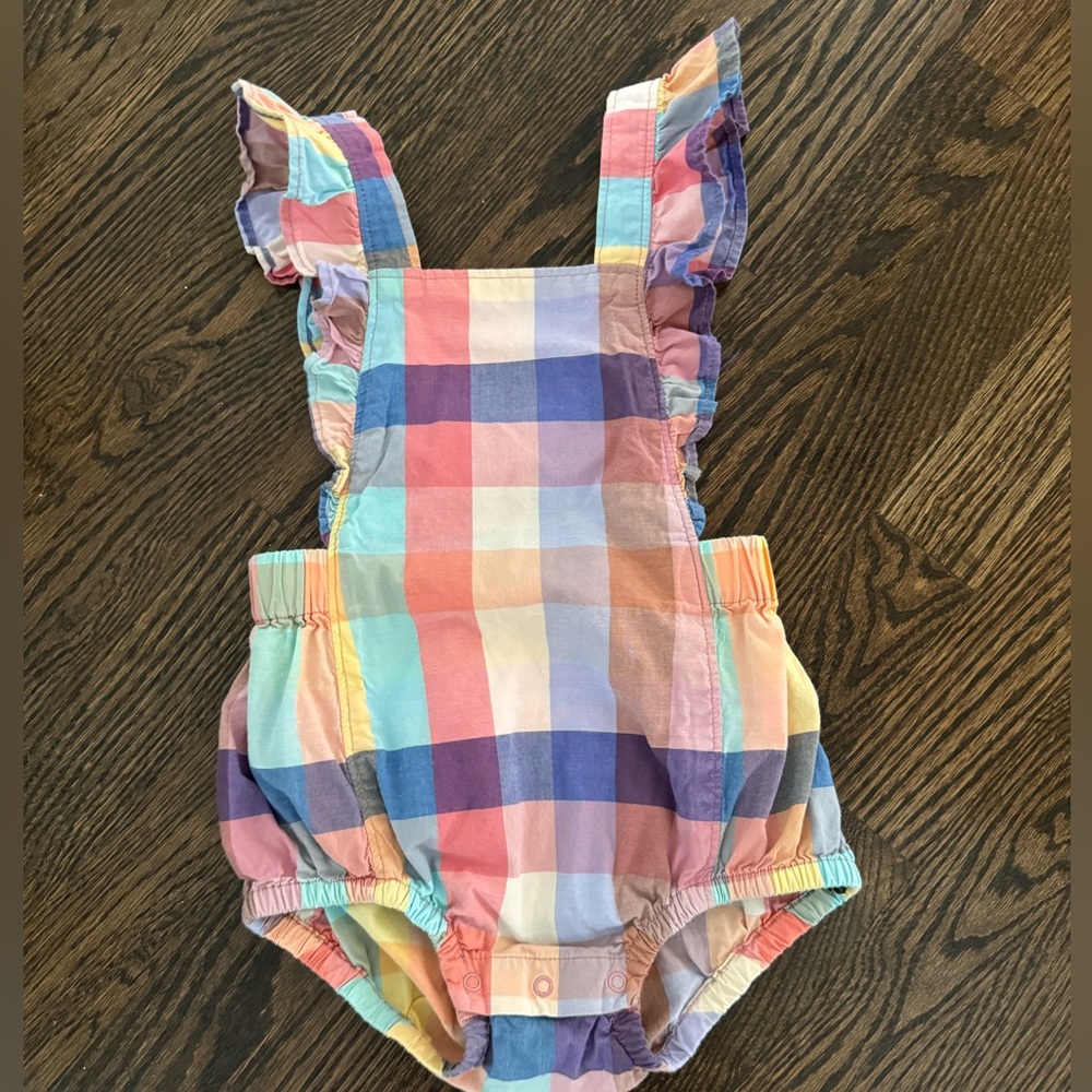 Tea collection ruffle bubble baby romper, sz 18-24 months